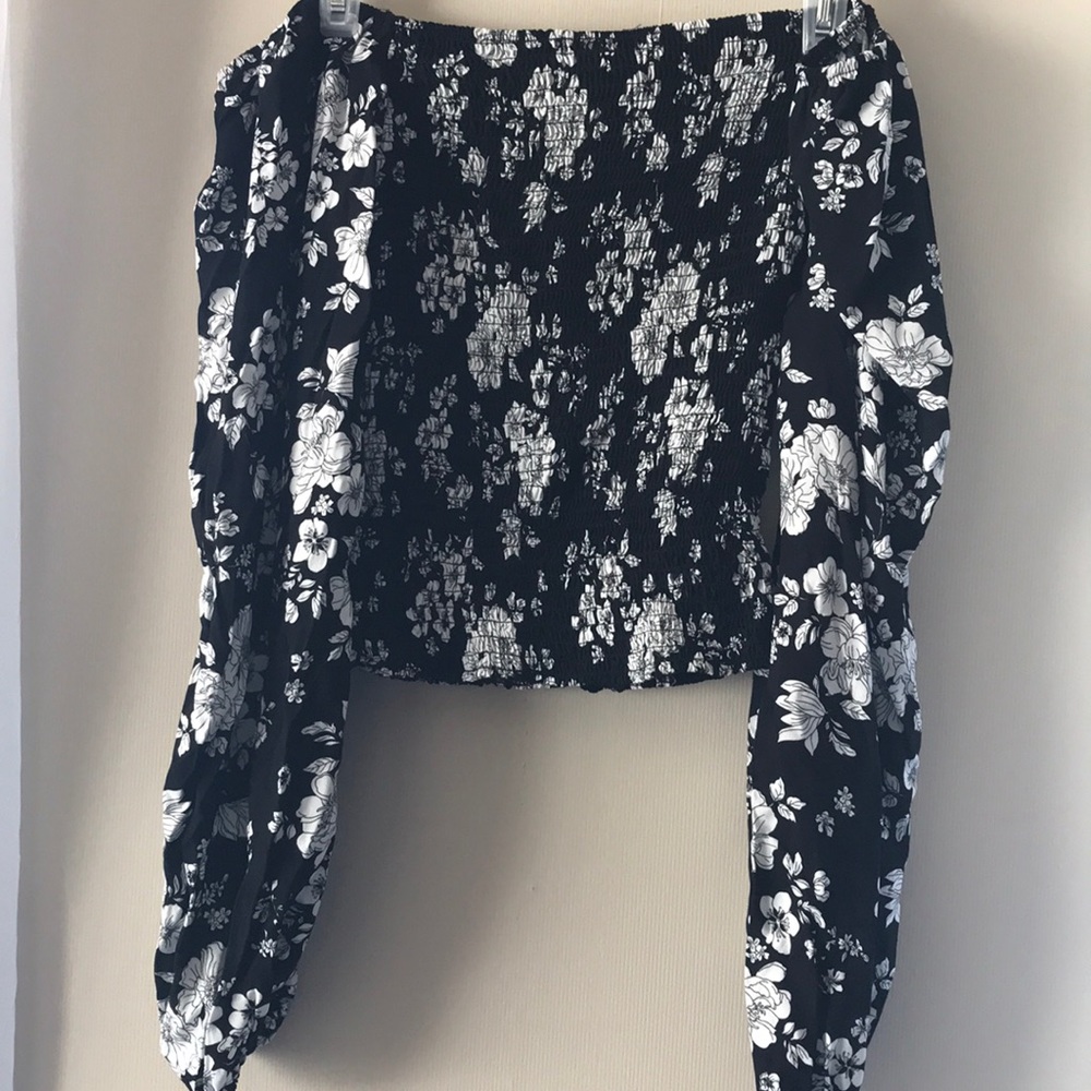 Black/White Floral Blouse Off Shoulder